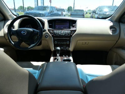 2016 Nissan Pathfinder Platinum