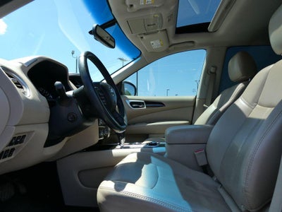 2016 Nissan Pathfinder Platinum